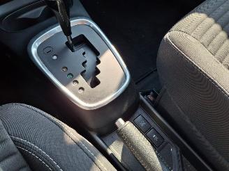 Toyota Yaris 1.5 hybrid  clima    navi picture 4