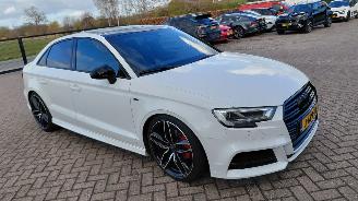 Audi A3 1.5 tfsi  s line  150pk pano picture 3