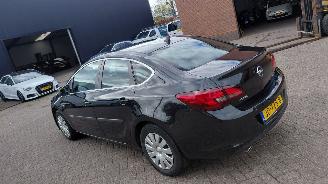 Voiture accidenté Opel Astra 1.4i automaat    navi 140pk navi clima 2016/2