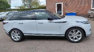 Voiture accidenté Land Rover Range Rover Velar 2.0i  300pk  awd   navi 2018/12