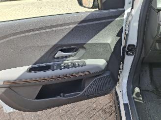 Dacia Jogger 1.6 Hybrid 140 Navi 7 Persoons picture 9