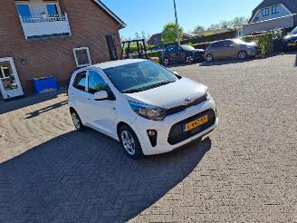 Kia Picanto 1.0i dpi  67pk  5drs airco picture 4