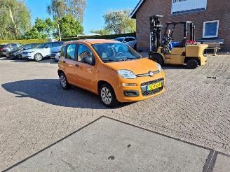 krockskadad bil auto Fiat Panda 0.9 tce 80kw 5drs airco 2018/4