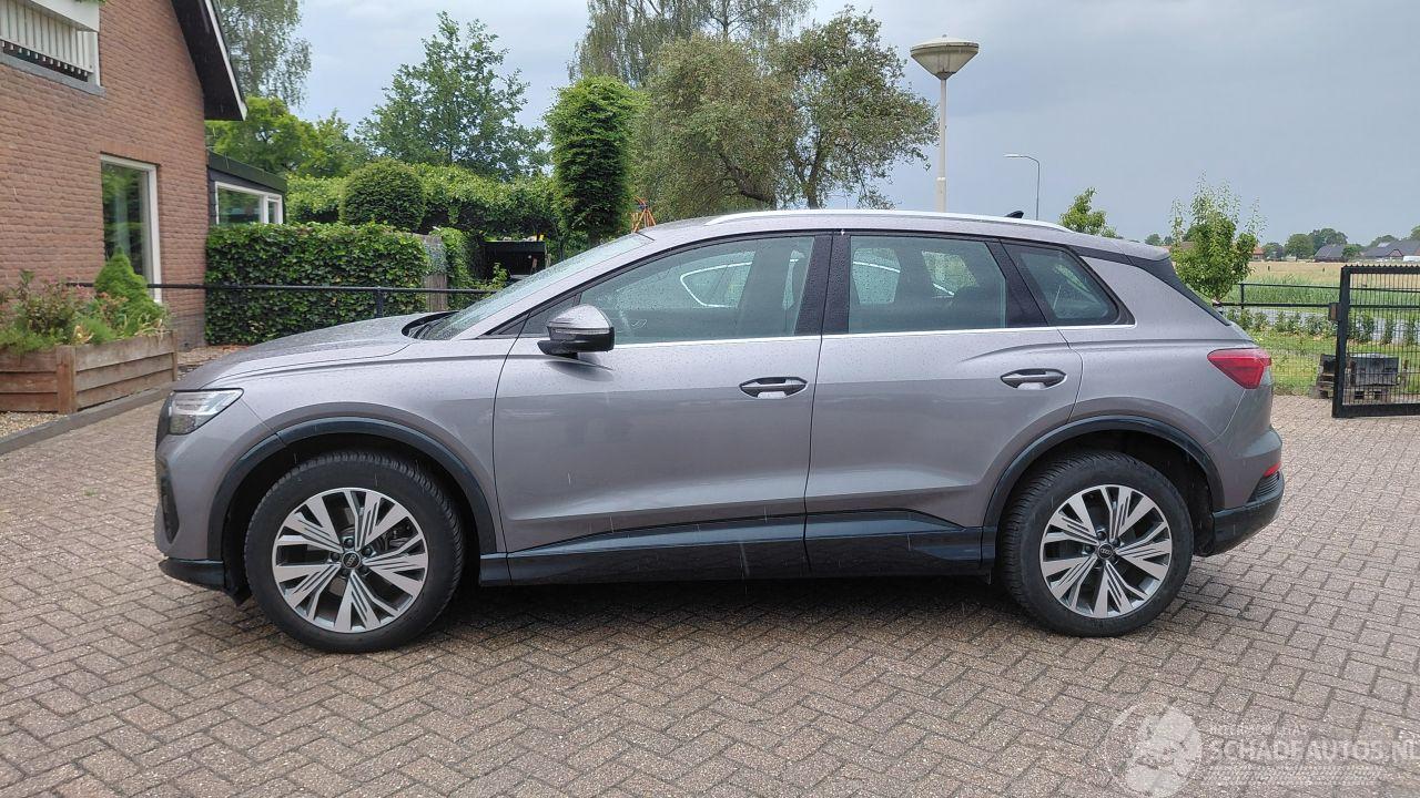 Audi Q4 etron 170pk  navi  clima