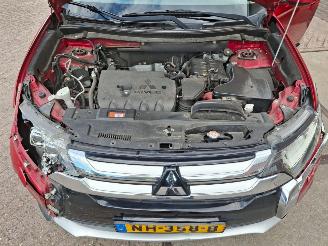 Mitsubishi Outlander 2.0i  150pk automaat   clima navi picture 5