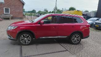 Mitsubishi Outlander 2.0i  150pk automaat   clima navi picture 1