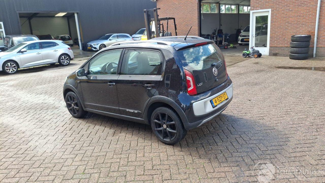 Volkswagen Up! cross up  1.0i  75pk 5drs airco