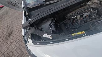Peugeot Partner 1.2i  110pk navi airco picture 12