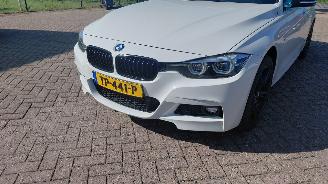 Damaged car BMW 3-serie 318i  m sports clima 2018/9