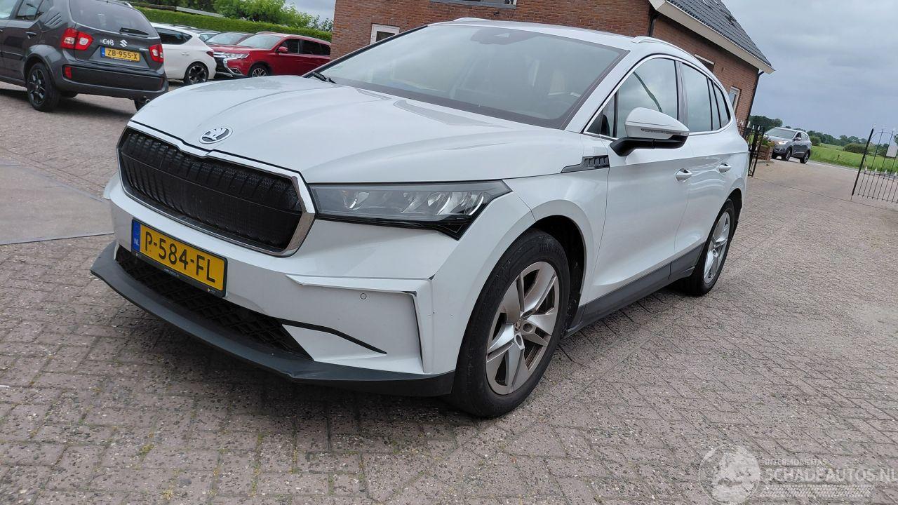 Skoda Enyaq 204pk   clima navi    80kw accu