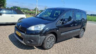 škoda osobní automobily Peugeot Partner 1.6 vti  98pk    airco 2013/2