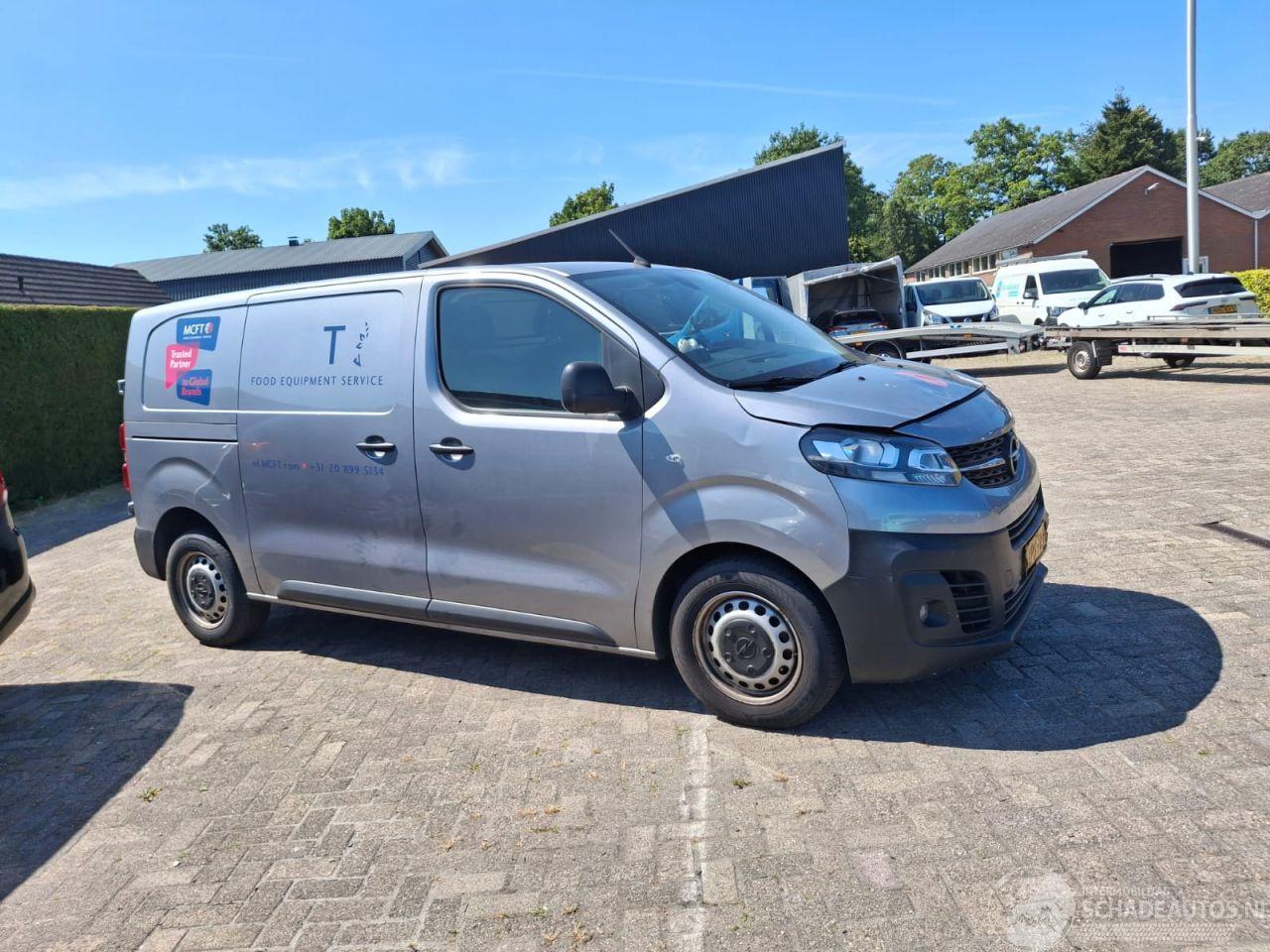 Opel Vivaro 1.5cdti  102pk  lang    navi clima