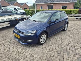 Vaurioauto  passenger cars Volkswagen Polo 1.2i  5drs aircio 2011/1