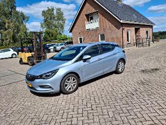 Auto incidentate Opel Astra 1.0i 5drs  navi   clima  77kw 2017/6