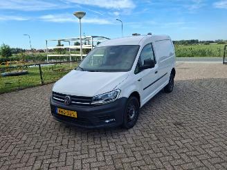 krockskadad bil bedrijf Volkswagen Caddy 2.0 tdi  150pk automaat  4x4  maxi  lang 2020/10