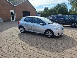 škoda osobní automobily Toyota Auris 1.8 hybrid 2011/4