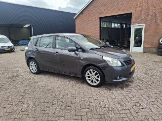 Voiture accidenté Toyota Verso 1.8 vtti  147pk navi clima  pano 2010/6