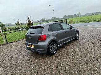 Unfallwagen Volkswagen Polo 1.2 tsi 66kw  navi clima  higline   rline 2017/5
