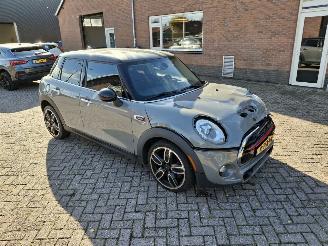 Mini Cooper 2.0i 184pk  works uitvoering  navi leer picture 4