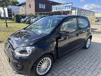Avarii autoturisme Volkswagen Up! 1.0 HIGH UP! LICHTE RIJDBARE SCHADE! BOUWJAAR 2013 2800 EURO 2013/2