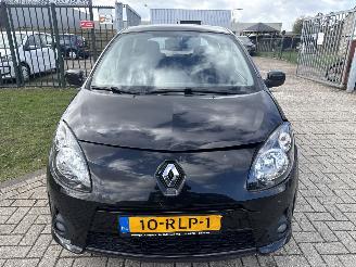 Renault Twingo 1.2-16V AUTOMAAT DYNAMIQUE LICHTE SCHADE! BOUWJAAR 2011 picture 5