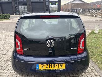 Volkswagen Up! 1.0 BLEUMOTION SUPERLICHTE SCHADE! BOUWJAAR 2015 4850 EURO picture 3