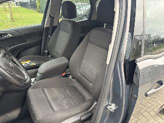 Opel Meriva 1.4 TURBO AUTOMAAT RIJDBARE SCHADE! BOUWJAAR 2014 5250 EURO picture 7