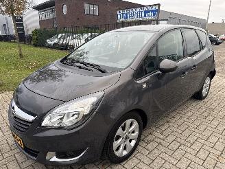 Vaurioauto  passenger cars Opel Meriva 1.4 TURBO AUTOMAAT RIJDBARE SCHADE! BOUWJAAR 2014 5250 EURO 2014/8