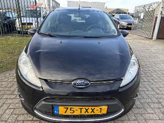 Ford Fiesta 1.25 TITANIUM SCHROEFSCHADE! BOUWJAAR 2012 132790KM 2400 EURO picture 6