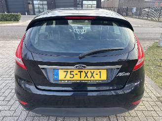 Ford Fiesta 1.25 TITANIUM SCHROEFSCHADE! BOUWJAAR 2012 132790KM 2400 EURO picture 3