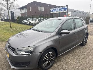 skadebil auto Volkswagen Polo 1.6 TDI HIGHLINE 5 DEURS GEEN SCHADE! BOUWJAAR 2010  2999 EURO 2010/2