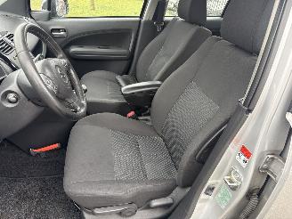 Suzuki Splash 1.0 VVT COMFORT EASS LICHTE SCHADE! BOUWJAAR 2015 3200 EURO picture 9