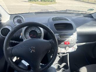 Peugeot 107 1.0-12V MILLESIM 200 RIJDBAAR BOUWJAAR 2011 1500 EURO VAST picture 12