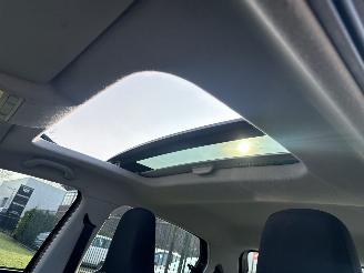 Volkswagen Up! 1.0 TAKE UP! SCHERMSCHADE! 253000 KM VASTE PRIJS 2999 EURO picture 12