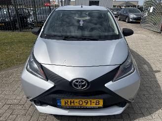 Toyota Aygo 1.0 VVT-iX-FUN LICHTE SCHADE! BOUWJAAR 2017 122000KM 4999 EURO picture 6