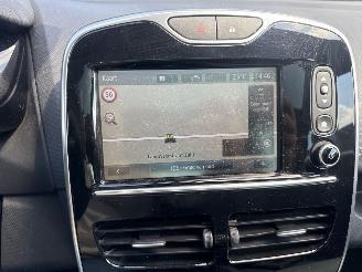 Renault Clio 0.9 TCE DYNAMIQUE LICHTE SCHADE!  BOUWJAAR 2015  4850 EURO picture 13
