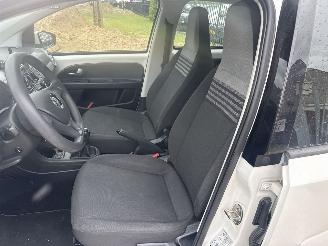 Volkswagen Up! 1.0 UP! VAN 2e EIGENAAR 111880 KM NAP! BOUWJAAR 2019  5350 EURO picture 11