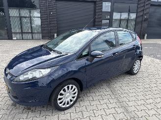krockskadad bil auto Ford Fiesta 1.25 LIMITED 86125 KM NAP! BOUWJAAR 2012 LICHTE SCHADE! 3200 EURO 2012/3