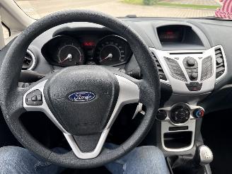 Ford Fiesta 1.25 LIMITED 86125 KM NAP! BOUWJAAR 2012 LICHTE SCHADE! 3200 EURO picture 12