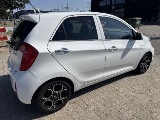 Kia Picanto 1.0 FIRST EDITION HAGELSCHADE! BOUWJAAR 2015 112740 KM 4275 EURO picture 4