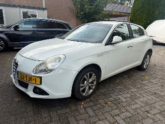  Alfa Romeo Giulietta 1.6 JTDM DISTINCTIVE 2012/2