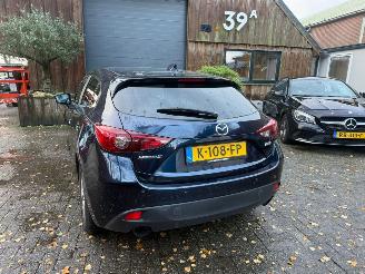 Mazda 3 2.0 GT-M NAVI PDC STOELVERWARMING picture 3