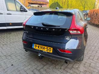 Volvo V-40 1.6 T3 KINETIC picture 4