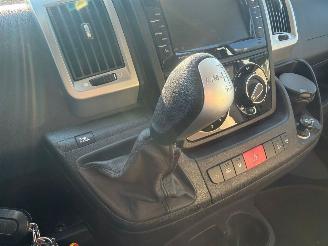 Fiat Camper ADRIA CORAL PLUS S 670SL AIRCO LENTGE BEDDEN TUSSEN DEUR picture 37