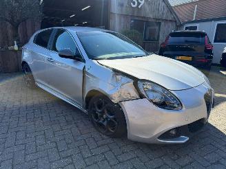 Alfa Romeo Giulietta 1.4 TUBRO 170PK SUPER RACE AUTOMAAT LEER picture 9