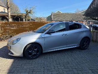 Alfa Romeo Giulietta 1.4 TUBRO 170PK SUPER RACE AUTOMAAT LEER picture 2