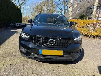 Volvo XC40 1.5 T2 R-DESIGN AUT! NL AUTO picture 4