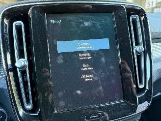 Volvo XC40 1.5 T2 R-DESIGN AUT! NL AUTO picture 29