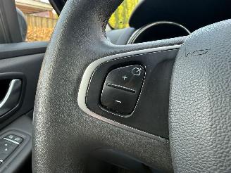 Renault Clio 0.9 LIMITED AIRCO NAVI CRUISE picture 21