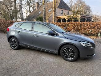 Volvo V-40 1.5 T2 POLAR + AUT NL AUTO picture 2